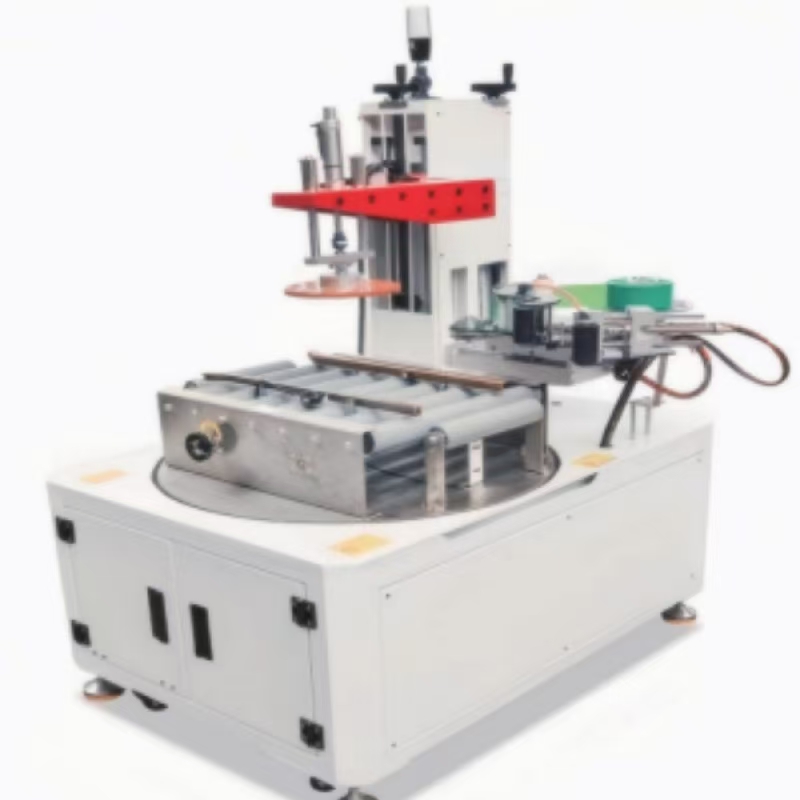 Horisontell-typ cirkulär kartongtätningsmaskin